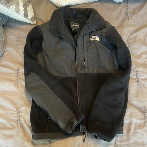 North Face women’s Denali fleece jacket